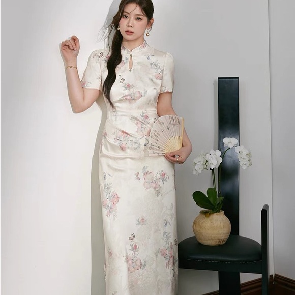 Elegant Floral Cheongsam Qipao Dress - Picture 16 of 16
